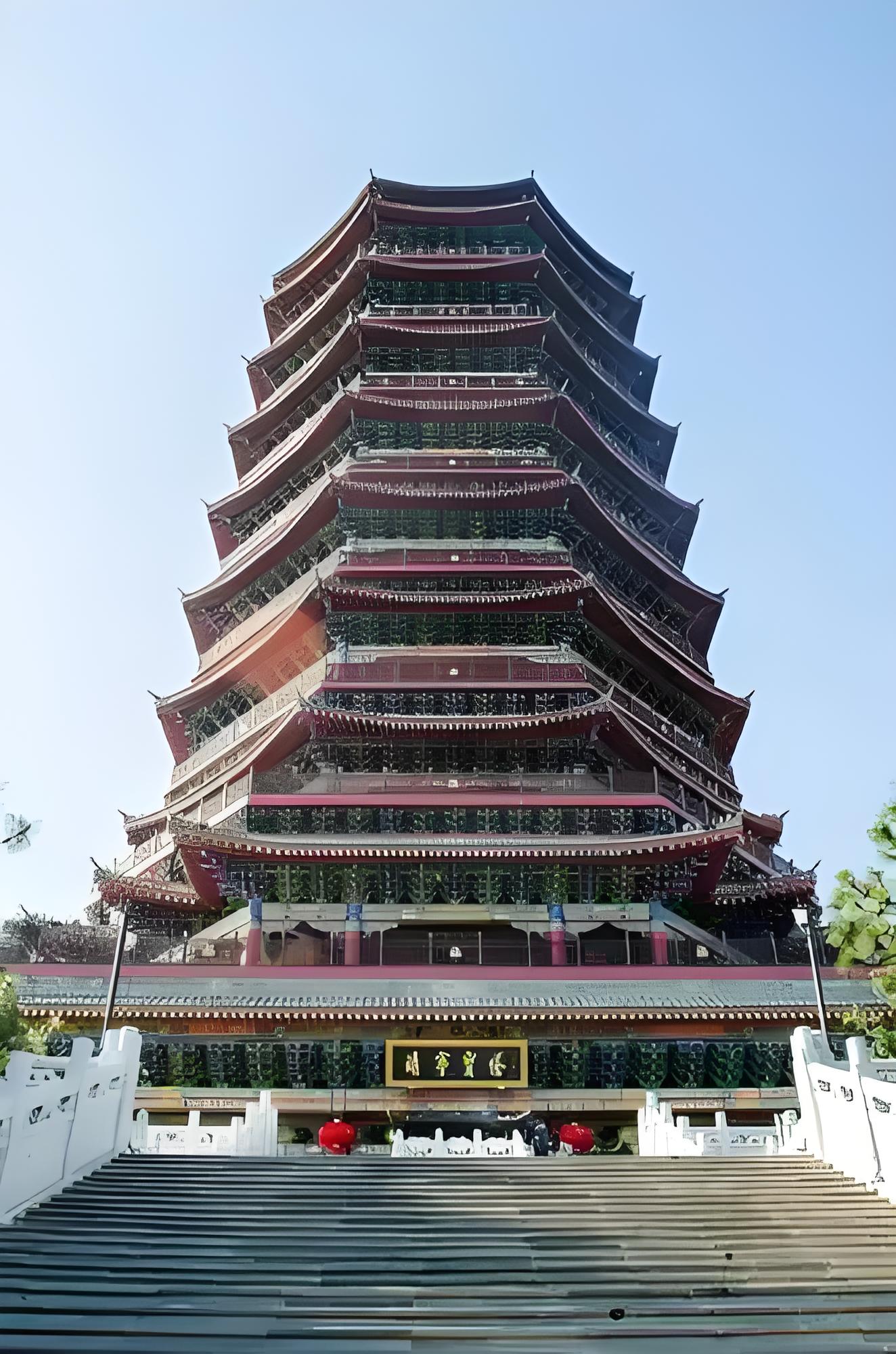 探寻寥廓山：麒麟区的自然瑰宝与人文胜地深度游