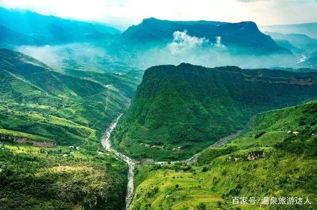 【世界上最迷人地球裂缝——云南宣威尼珠河大峡谷，户外达人最爱】图1