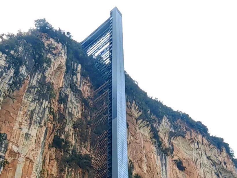 【悬崖电梯贯通民生与旅游，云南尼珠河村振兴双引擎】图2